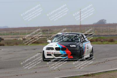 media/Jan-15-2023-CalClub SCCA (Sun) [[40bbac7715]]/Group 3/Qualifying (Sweeper)/
